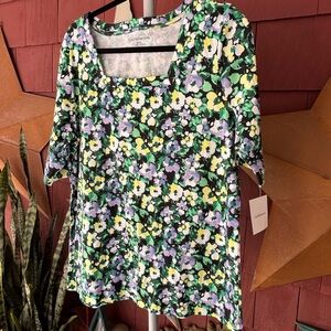 NWT Craft & Barrow Floral Top Womens   XXL